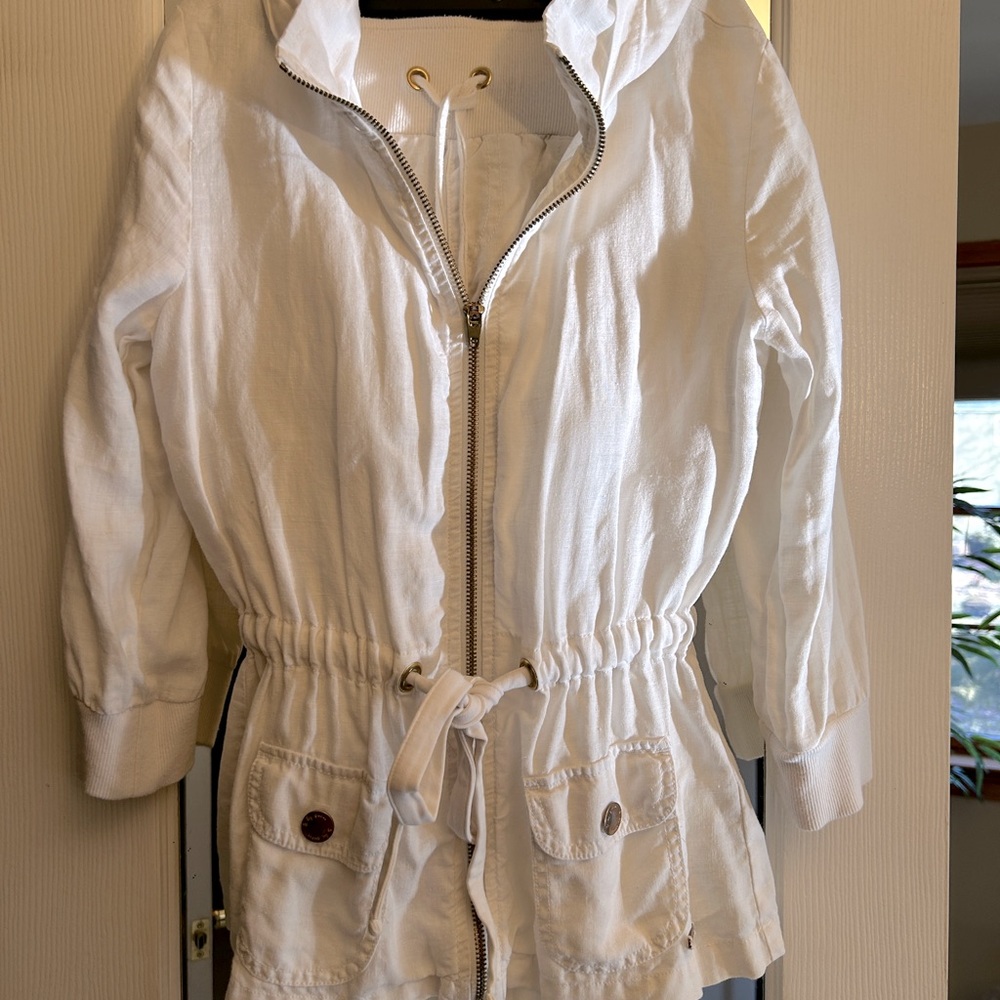 G by  Guess white cotton lightweight jacket with matching capri